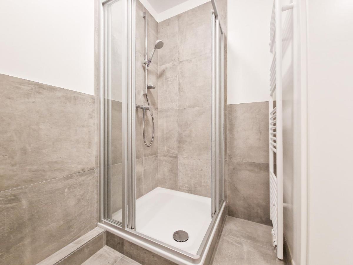 Raj Living - City Apartment With 3 Rooms - 15 Min Messe Dus & 10 Min Old Town Dus Düsseldorf Exteriér fotografie